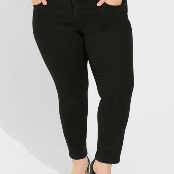 torrid | Jeans | Torrid Crop Everyday Sky High Bootcut High Rise Jean ...